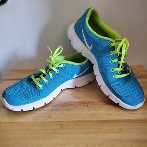 Nike Women's Blue and Green Flex Experience RN  Size 10 Running Shoes
